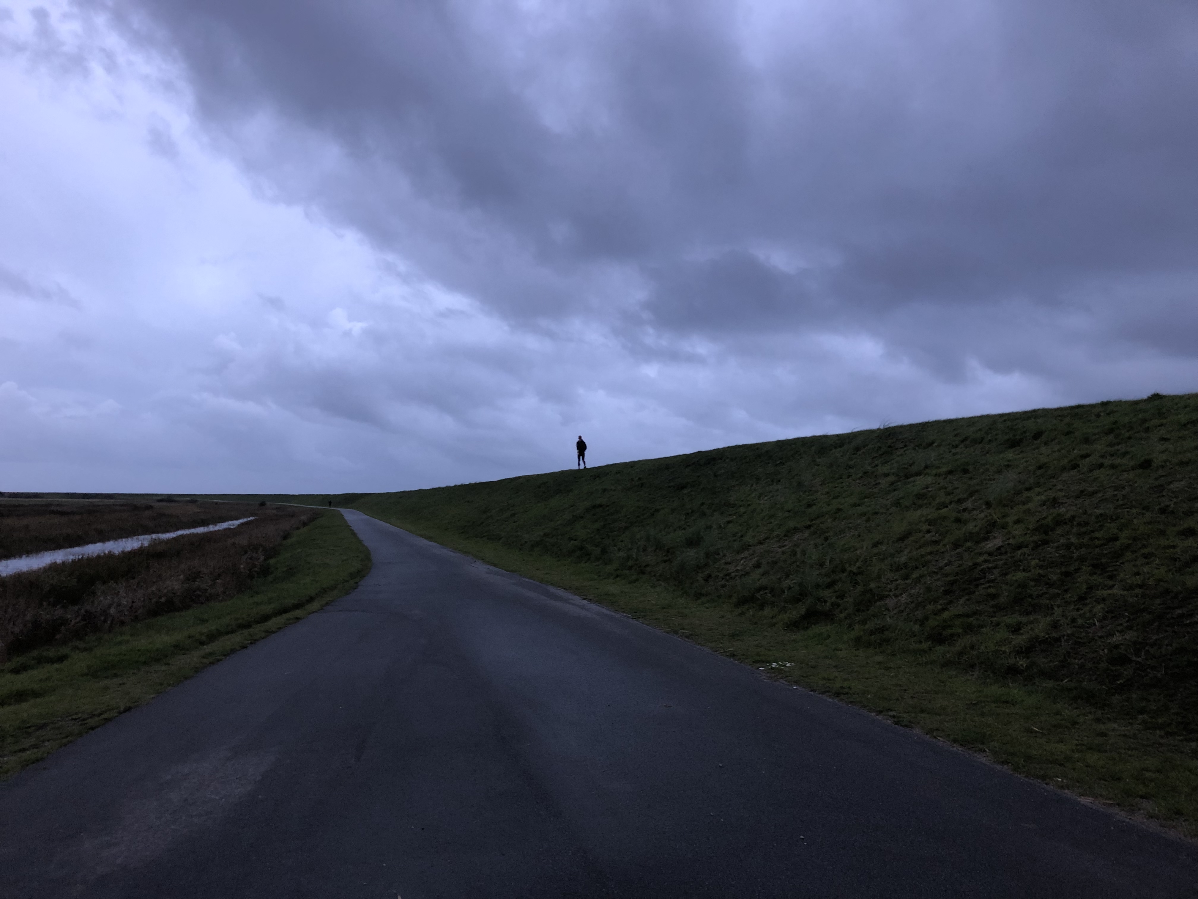 Det var en mørk og blæsende aften ….. Løb på havets bund fra fastlandet til Mandø