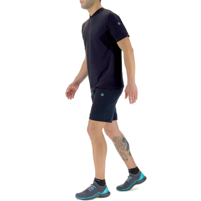UYN Run Fit OW shirt - Blackboard (H) - Image 2